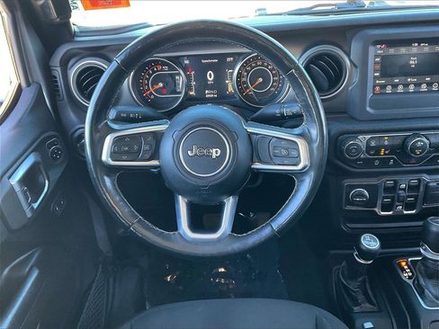 Used 2020 Jeep Gladiator Sport w/ Quick Order Package 24S image 16