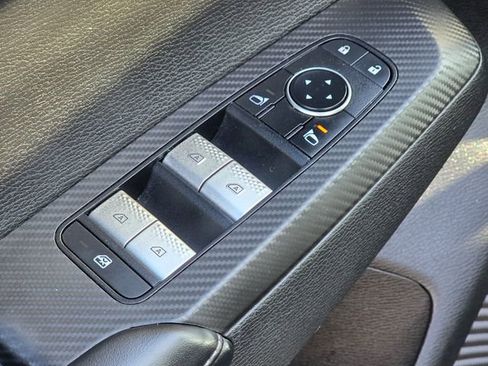 Used 2022 Mitsubishi Outlander SE image 22