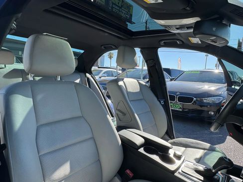 Used 2012 Mercedes-Benz C 250 Sedan image 17