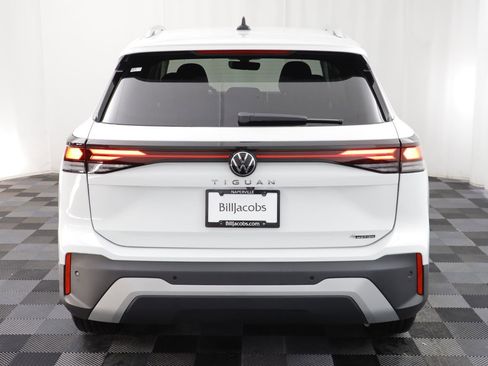 New 2026 Volkswagen Tiguan S image 16