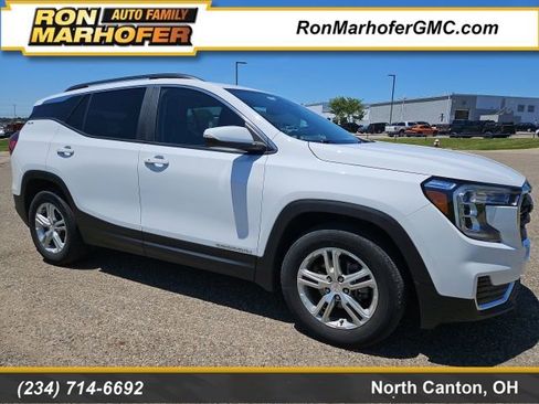 Used 2023 GMC Terrain SLE w/ Driver Convenience Package FWD image 1