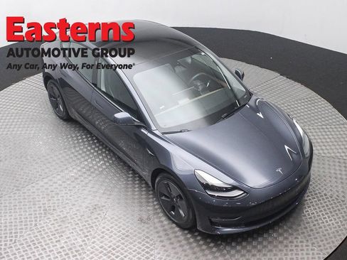 Used 2023 Tesla Model 3 Standard Range RWD image 3