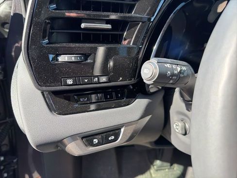 Used 2025 Lexus RX 350 AWD w/ Convenience Package image 8