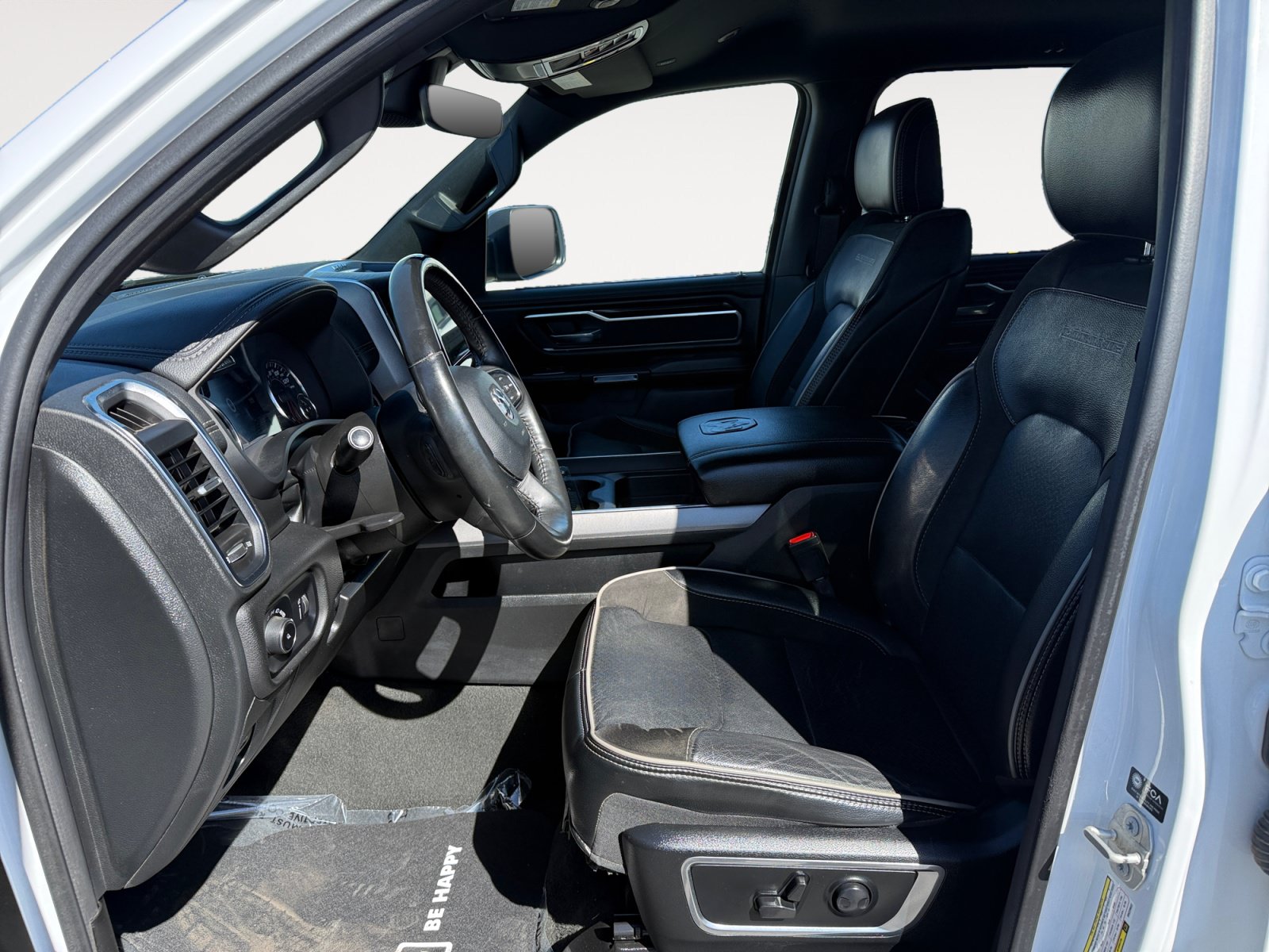 Used 2024 RAM 1500 Laramie RWD image 10