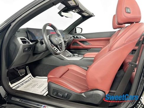 Used 2025 BMW 440i xDrive Convertible w/ Parking Assistance Package image 17