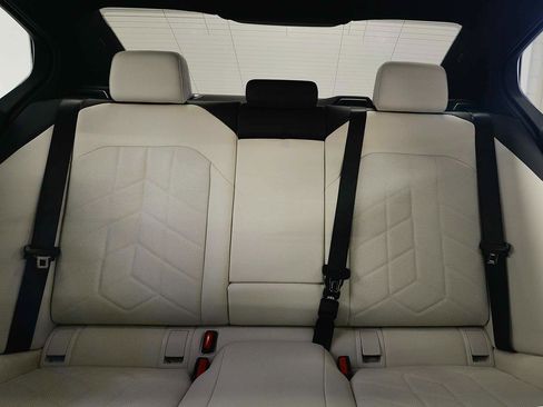 New 2026 BMW 530i image 9