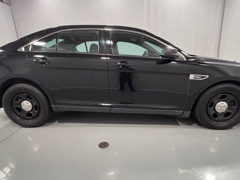 Used 2017 Ford Taurus Police Interceptor AWD image 4