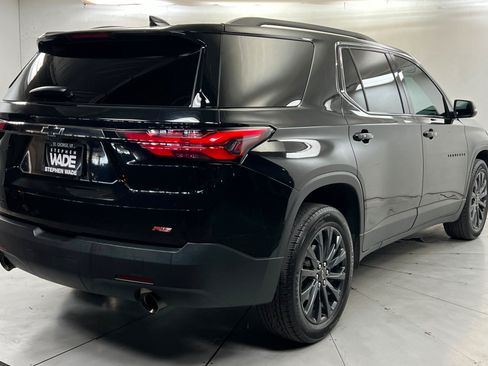 Used 2023 Chevrolet Traverse RS FWD image 6