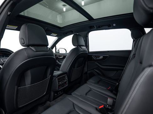 New 2026 Audi Q7 Premium Plus image 18