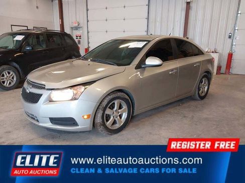 Used 2014 Chevrolet Cruze LT image 3