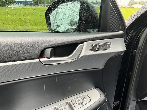 Used 2020 Hyundai Palisade SEL w/ Premium Package FWD image 13