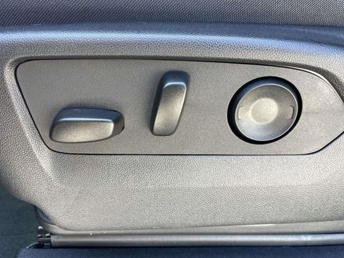 Used 2025 Chevrolet Silverado 1500 Custom Trail Boss image 21