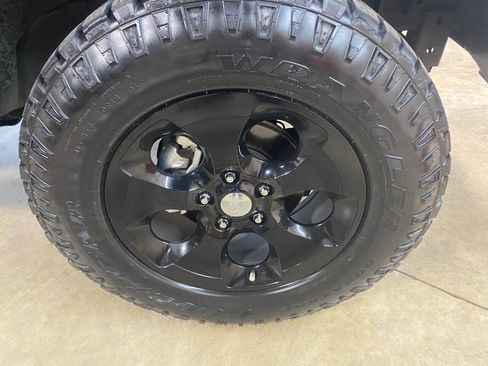Used 2015 Jeep Wrangler Sahara w/ Dual Top Group image 15