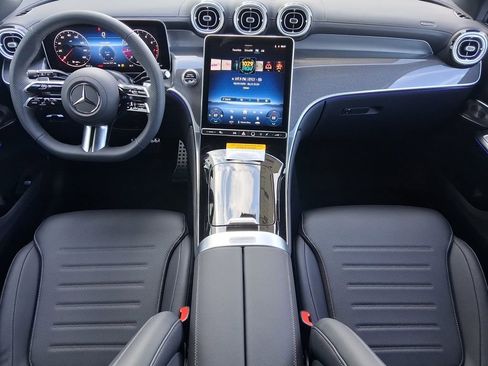 New 2026 Mercedes-Benz GLC 300 GLC 300 image 11