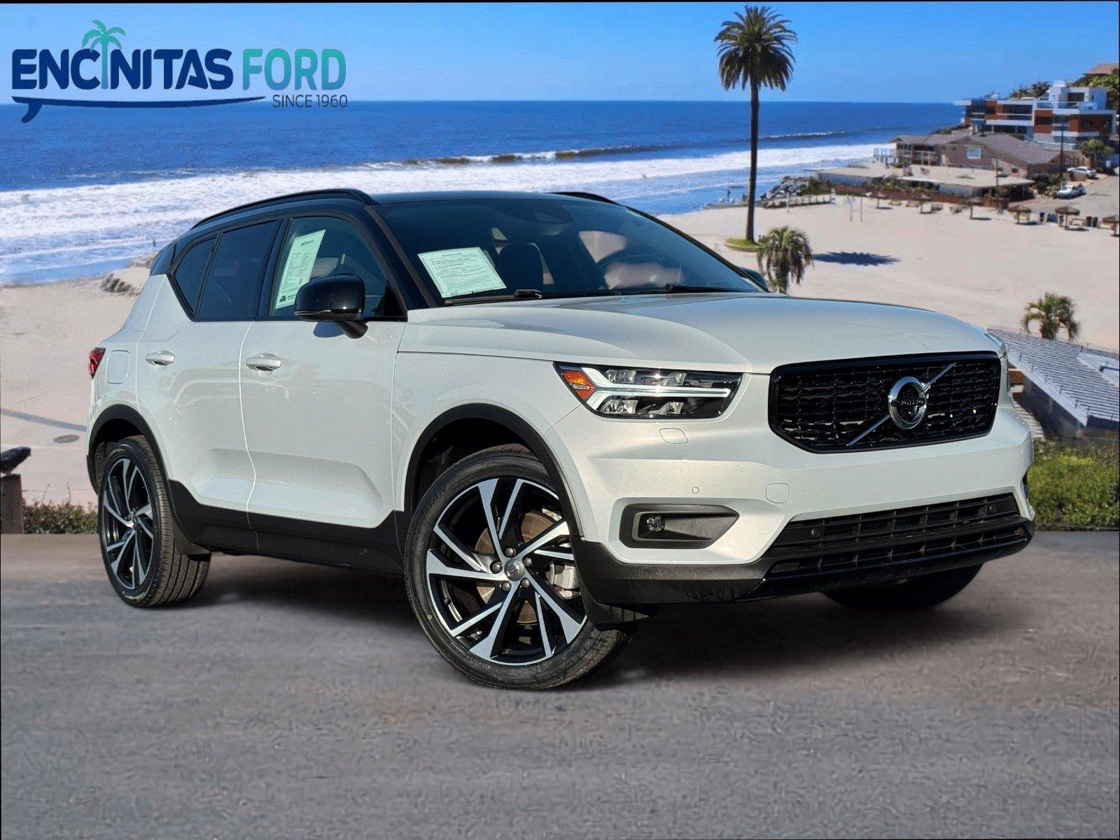 Used 2021 Volvo XC40 T5 R-Design w/ Protection Package AWD/4WD image 1