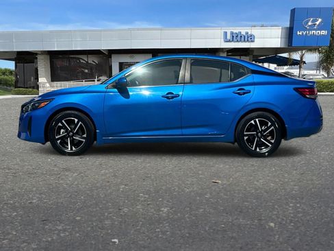 Used 2024 Nissan Sentra SV FWD image 6