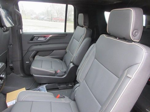 New 2026 GMC Yukon XL Elevation w/ Elevation Premium Package image 13