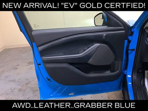 Used 2022 Ford Mustang Mach-E Select AWD/4WD image 22
