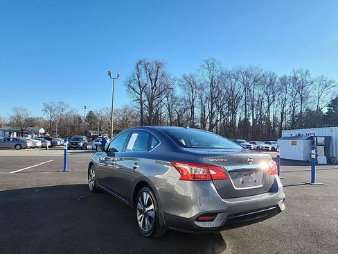 Used 2018 Nissan Sentra SL image 3