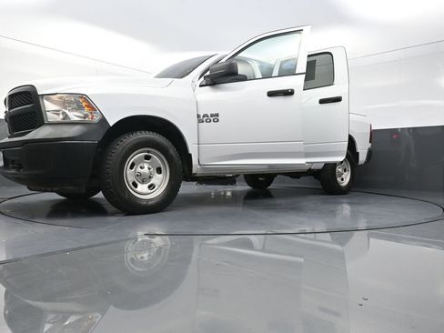 Used 2018 RAM 1500 Tradesman w/ Popular Equipment Group image 33