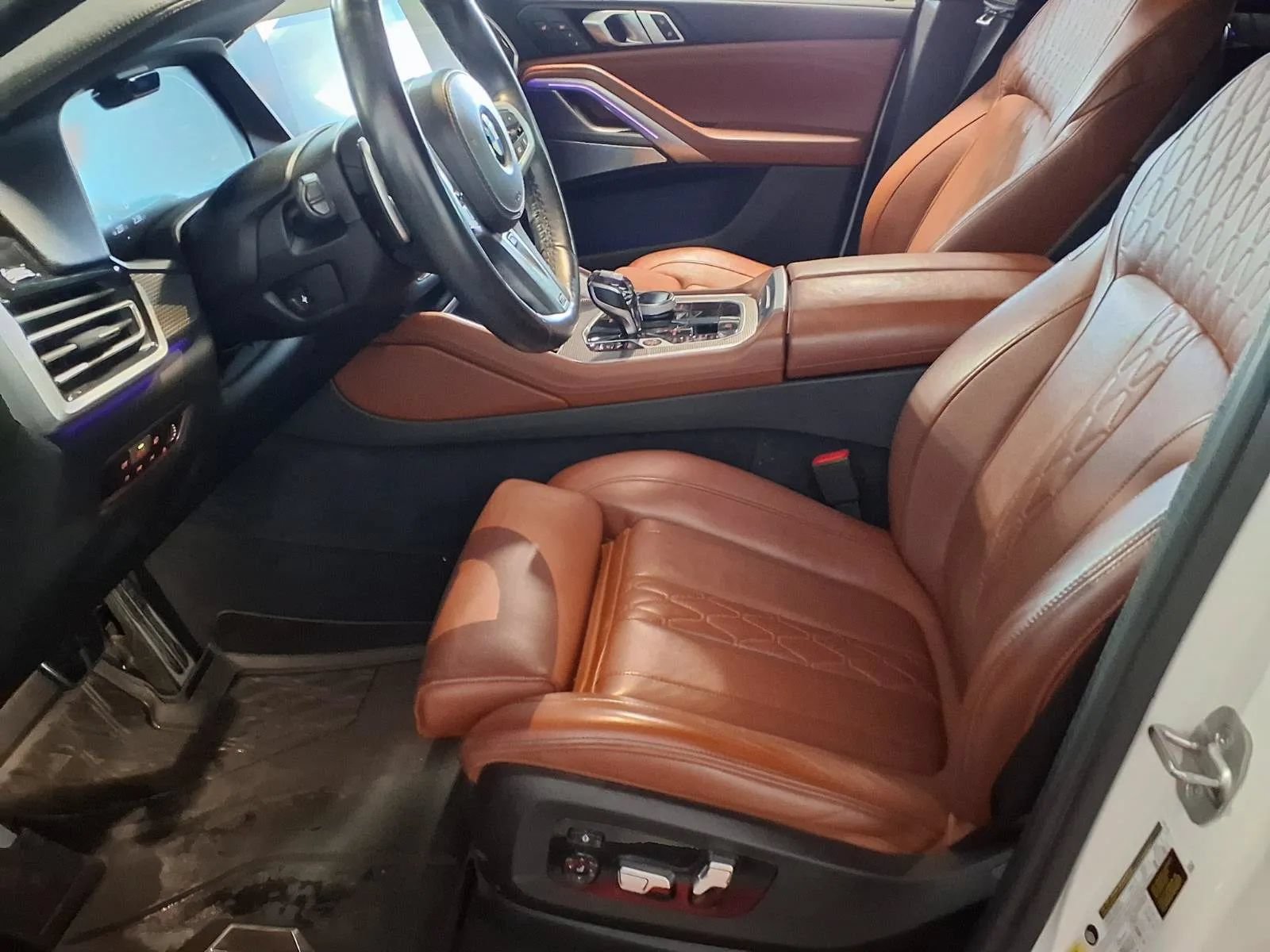 Used 2022 BMW X6 M50i w/ Executive Package AWD/4WD image 20