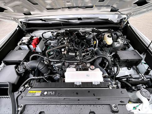 Certified 2025 Toyota 4Runner SR5 image 28