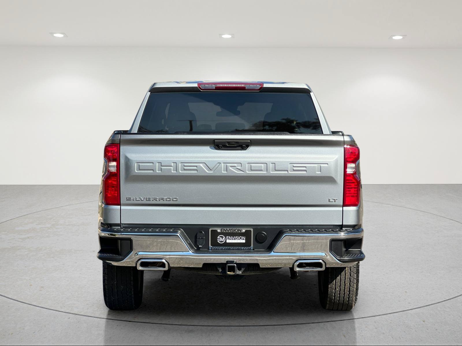 Used 2023 Chevrolet Silverado 1500 LT w/ Z71 Off-Road Package AWD/4WD image 4