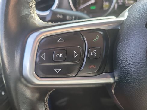 Certified 2022 Jeep Wrangler Unlimited Sahara w/ Cold Weather Group AWD/4WD image 30