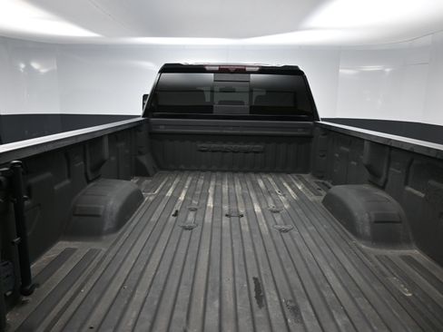 Certified 2022 GMC Sierra 3500 Denali image 12