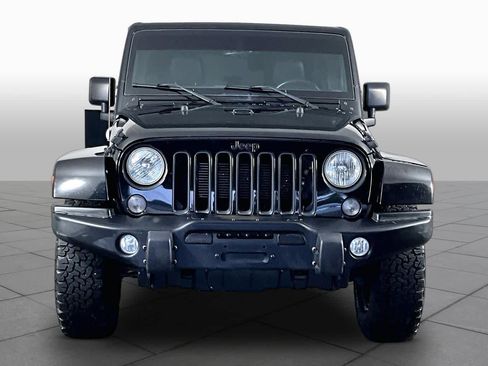 Used 2016 Jeep Wrangler Unlimited Sahara AWD/4WD image 4