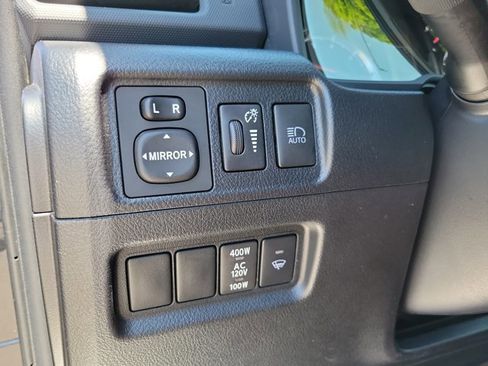Used 2024 Toyota 4Runner TRD Off-Road AWD/4WD image 16