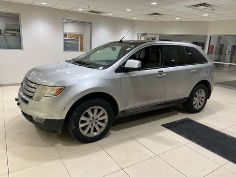 Used 2010 Ford Edge SEL image 3