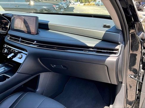 Certified 2026 INFINITI QX60 Luxe w/ Cargo Package FWD image 21