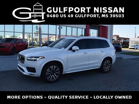 Used 2021 Volvo XC90 T5 Momentum w/ Protection Package Premier FWD image 1