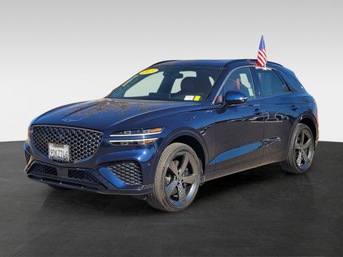 Used 2023 Genesis GV70 2.5T w/ Sport Prestige Package image 8