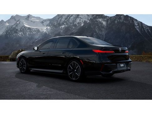 New 2026 BMW 740i RWD image 2