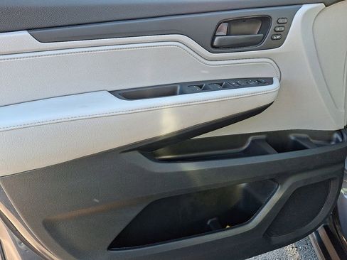 Used 2023 Honda Odyssey EX-L image 12