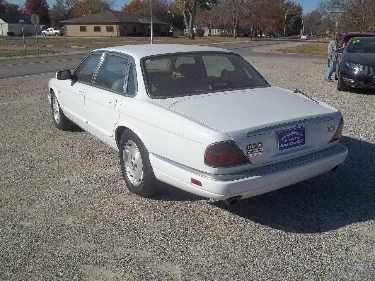 Used 1996 Jaguar XJ6 RWD image 7