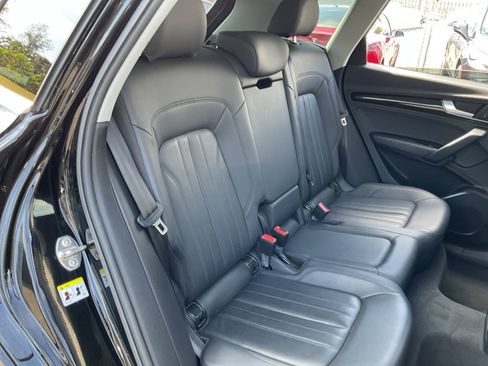 Used 2020 Audi Q5 2.0T Premium w/ Convenience Package AWD/4WD image 20
