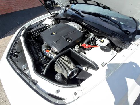 Used 2011 Chevrolet Camaro LS RWD image 5
