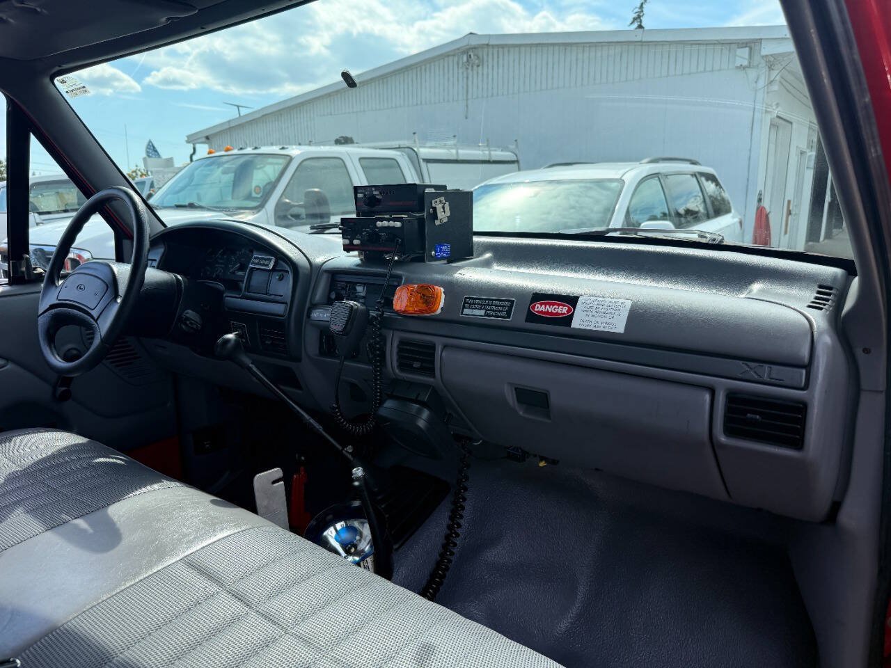 Used 1995 Ford F450 2WD Regular Cab Super Duty image 51