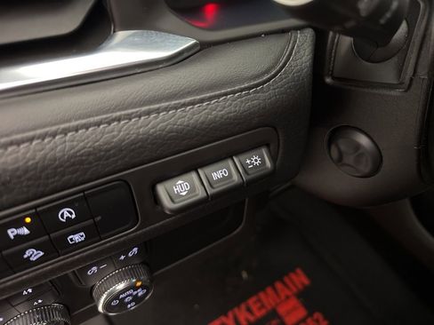 Used 2023 GMC Yukon Denali image 31