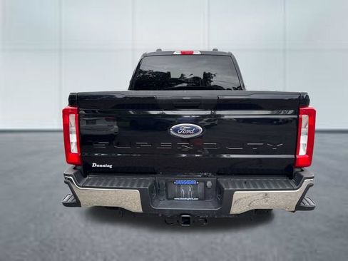 Used 2024 Ford F250 XLT w/ FX4 Off-Road Package AWD/4WD image 3