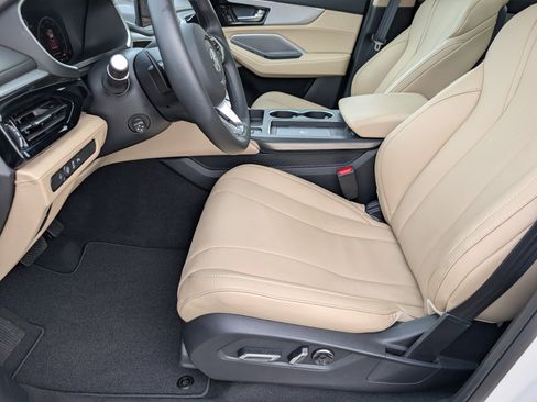 Certified 2026 Acura MDX SH-AWD w/ Technology Package image 9