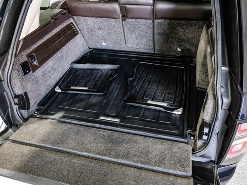 Used 2018 Land Rover Range Rover Long Wheelbase Supercharged image 52