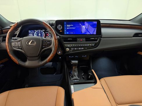 Used 2023 Lexus ES 250 w/ Premium Package AWD/4WD image 27