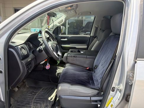 Used 2015 Toyota Tundra SR5 RWD image 5