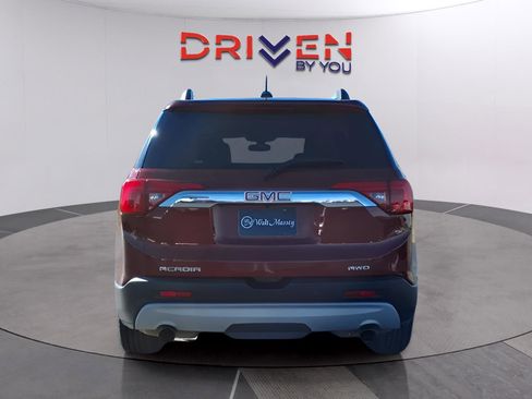 Used 2017 GMC Acadia SLT image 6