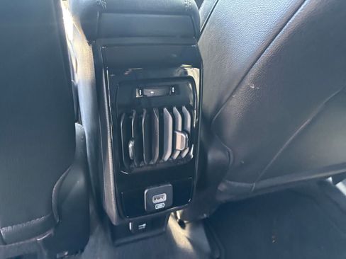 Used 2025 Jeep Compass Limited AWD/4WD image 23