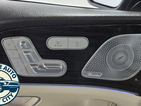 Used 2020 Mercedes-Benz GLS 450 4MATIC image 23
